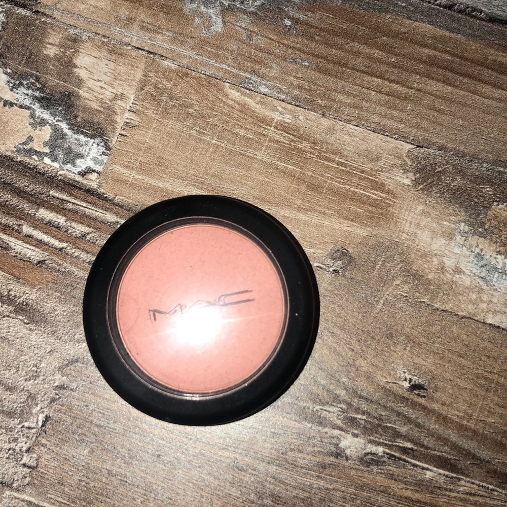 MAC Melba blush
